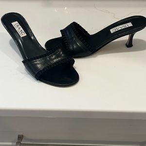 Made in Italy, Isaac Mizrahi, black leather kitten heel shoes, sandals, 1990’s